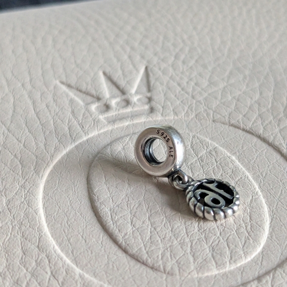 Pandora Sweet 16 Charm - Picture 4 of 8